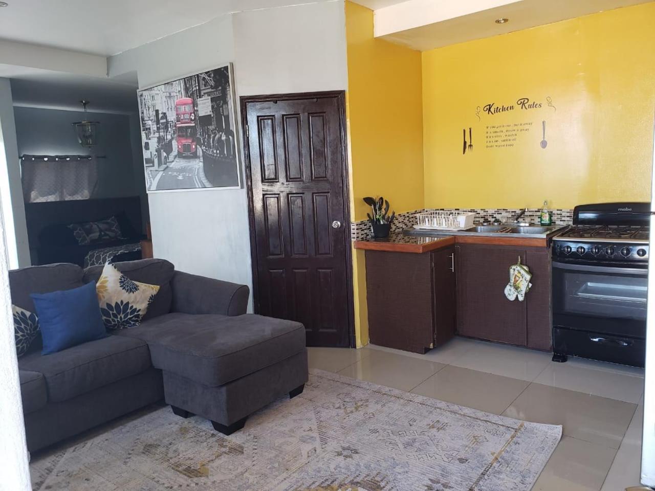 Db Tower Vacation Rental Belize City Exterior photo